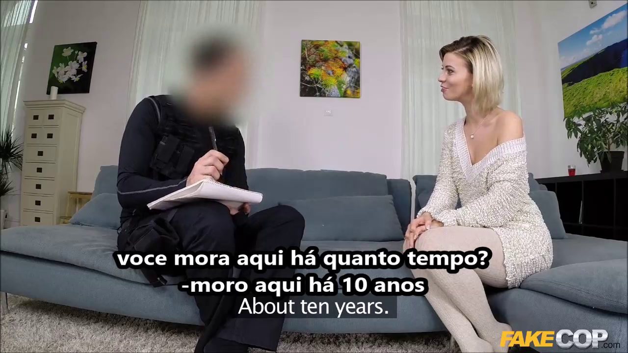 loira gostosa seduziu e fudeu com policial